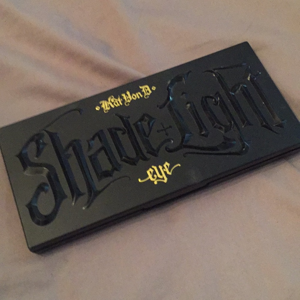 Kat Von d shade and light eye palette